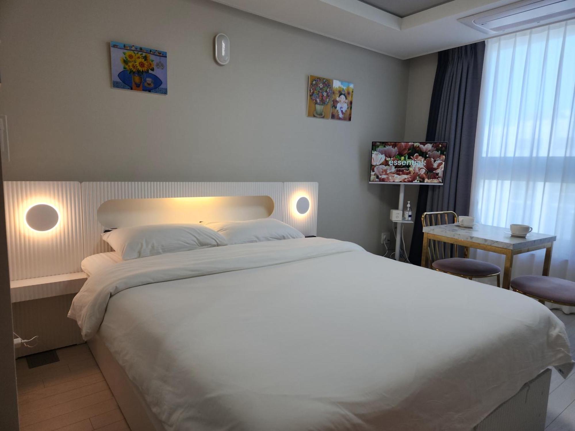Daegu Star B&B Dsr Hotel Lily Guestroom Cameră foto