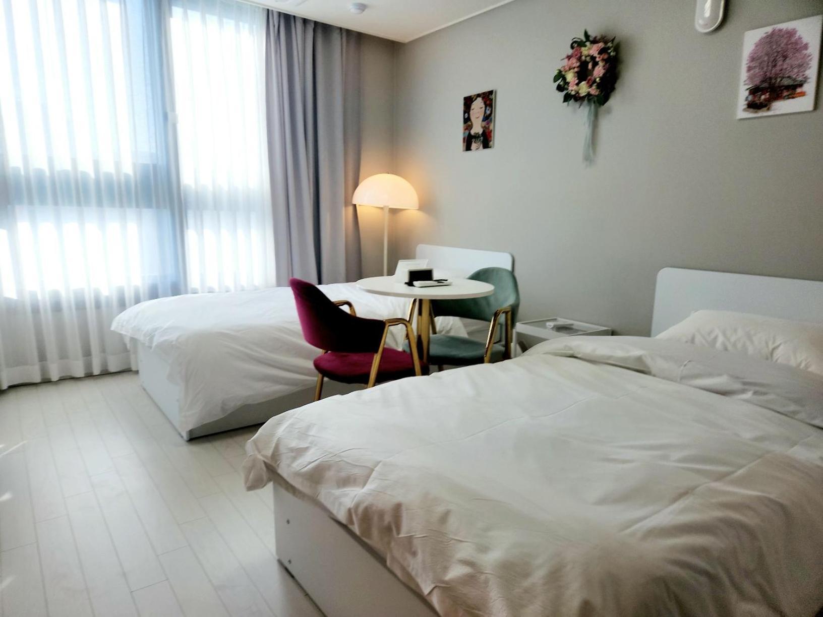 Daegu Star B&B Dsr Hotel Lily Guestroom Cameră foto