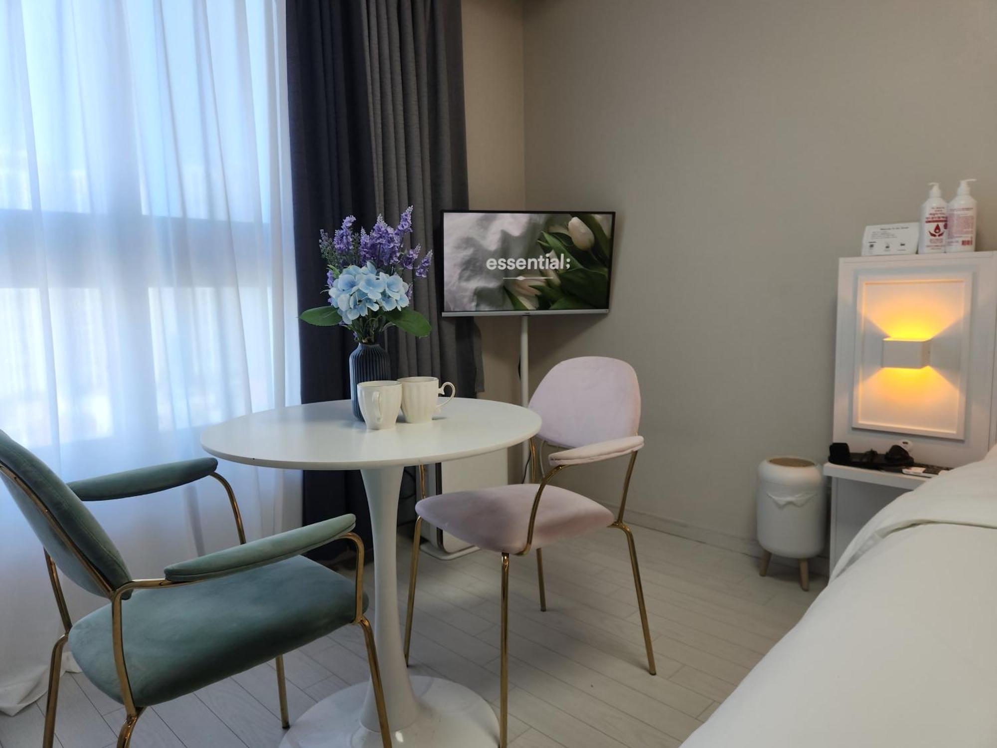Daegu Star B&B Dsr Hotel Lily Guestroom Cameră foto